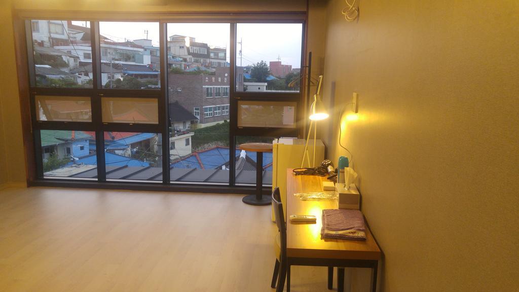 White Windmill Guesthouse Mokpo Esterno foto
