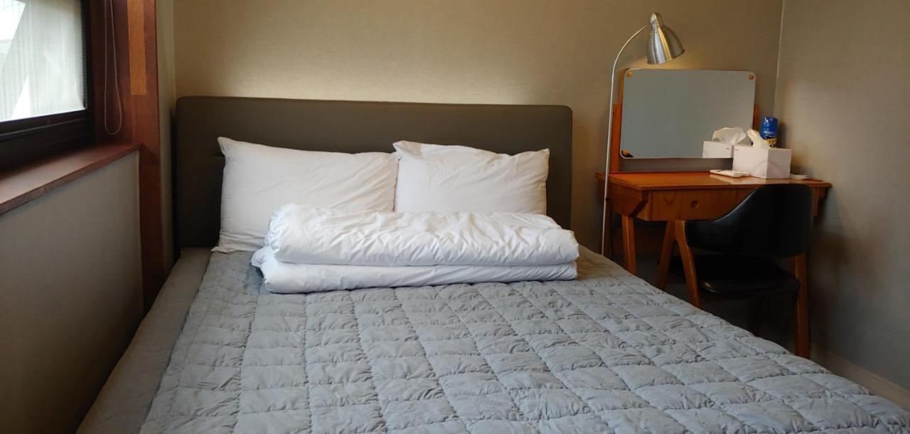 White Windmill Guesthouse Mokpo Esterno foto